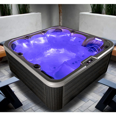 Beauté de baquets de station thermale bordant le baquet chaud de grand massage extérieur de famille
